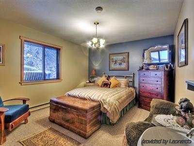 Golden Dreams B&B Whistler Extérieur photo